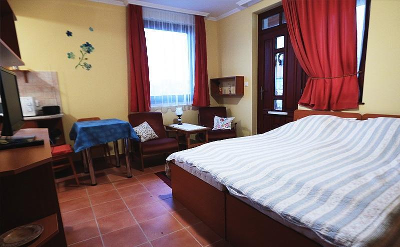 Cserkei Nyaralo Cserkeszőlő Camera foto