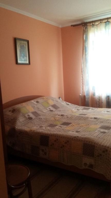 Cserkei Nyaralo Cserkeszőlő Esterno foto